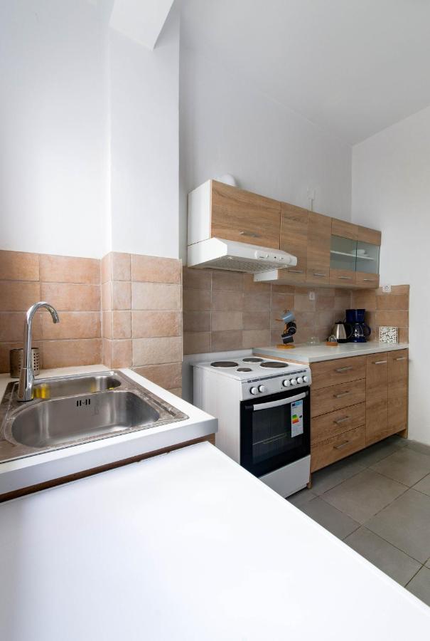New Renovated 1B Apartment Close To Historic Center Aten Exteriör bild