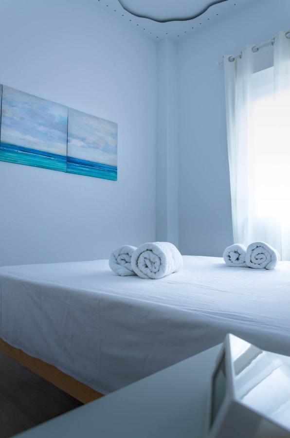 New Renovated 1B Apartment Close To Historic Center Aten Exteriör bild